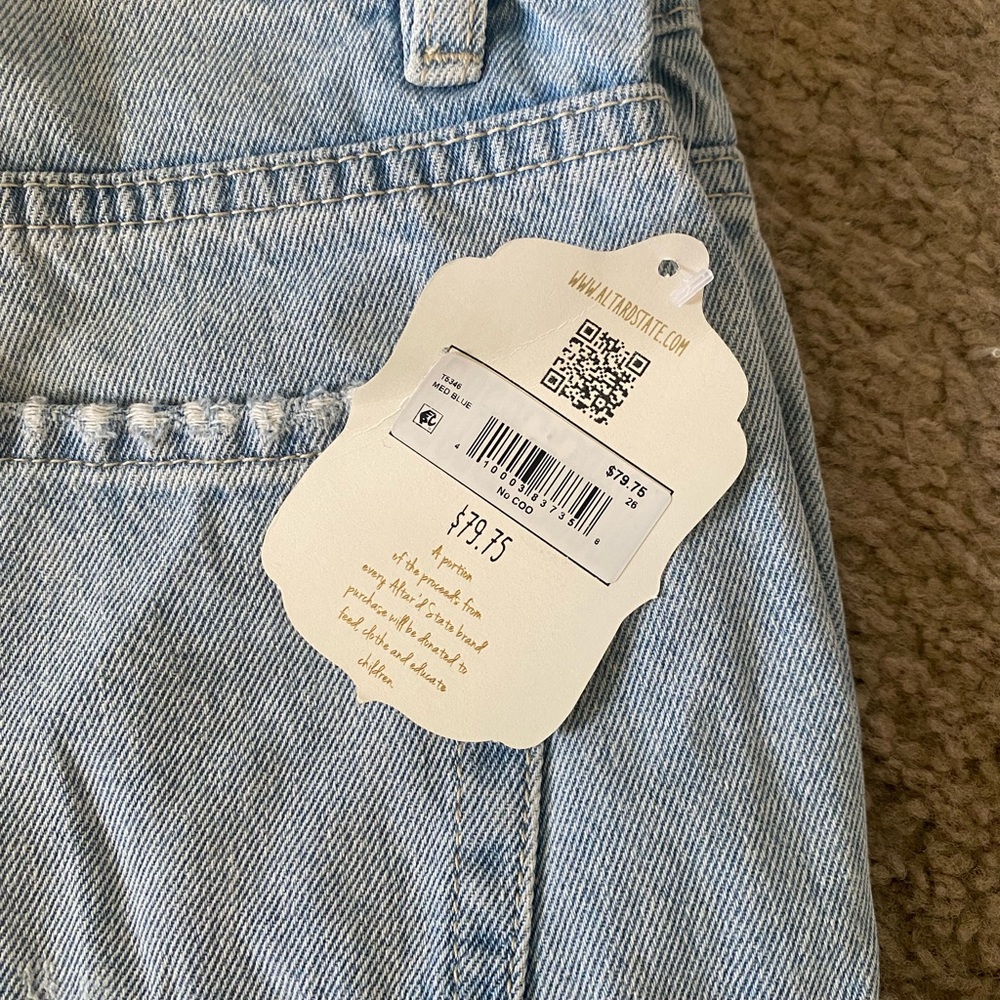 Altar’d State‎ Kayla Distressed Straight Leg Jeans - Picture 3 of 7